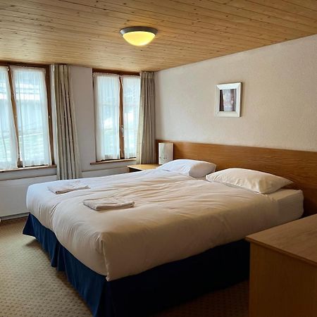 Chalet Rosa B&B Лаутербруннен Екстер'єр фото